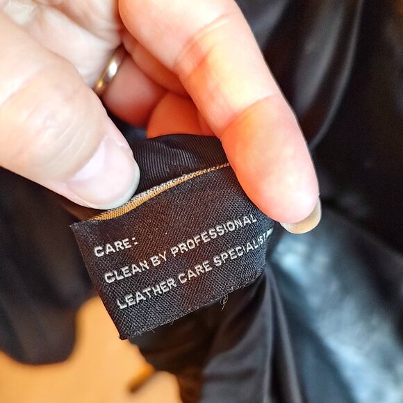 Jos. A. Bank Men's Black Leather Jacket - Pockets - Size 2XB - Picture 5 of 8